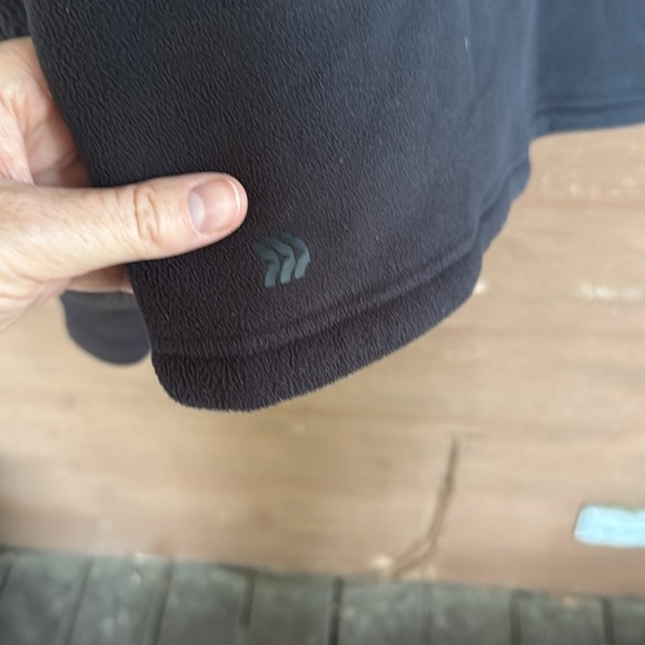 All in Motion black women’s cropped fleece size medium - Picture 7 of 7